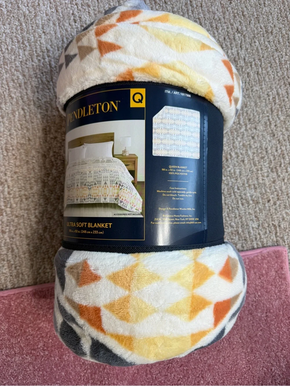 Pendleton Ultra Soft Plush Sherpa Blanket - Arrow Point - Queen Size